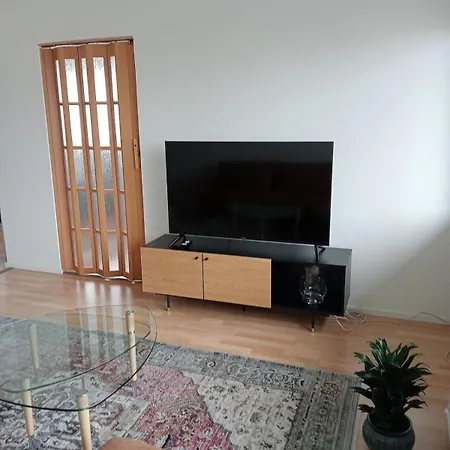 Huoneisto Center - Floor - Free Parking - Balcony Rovaniemi